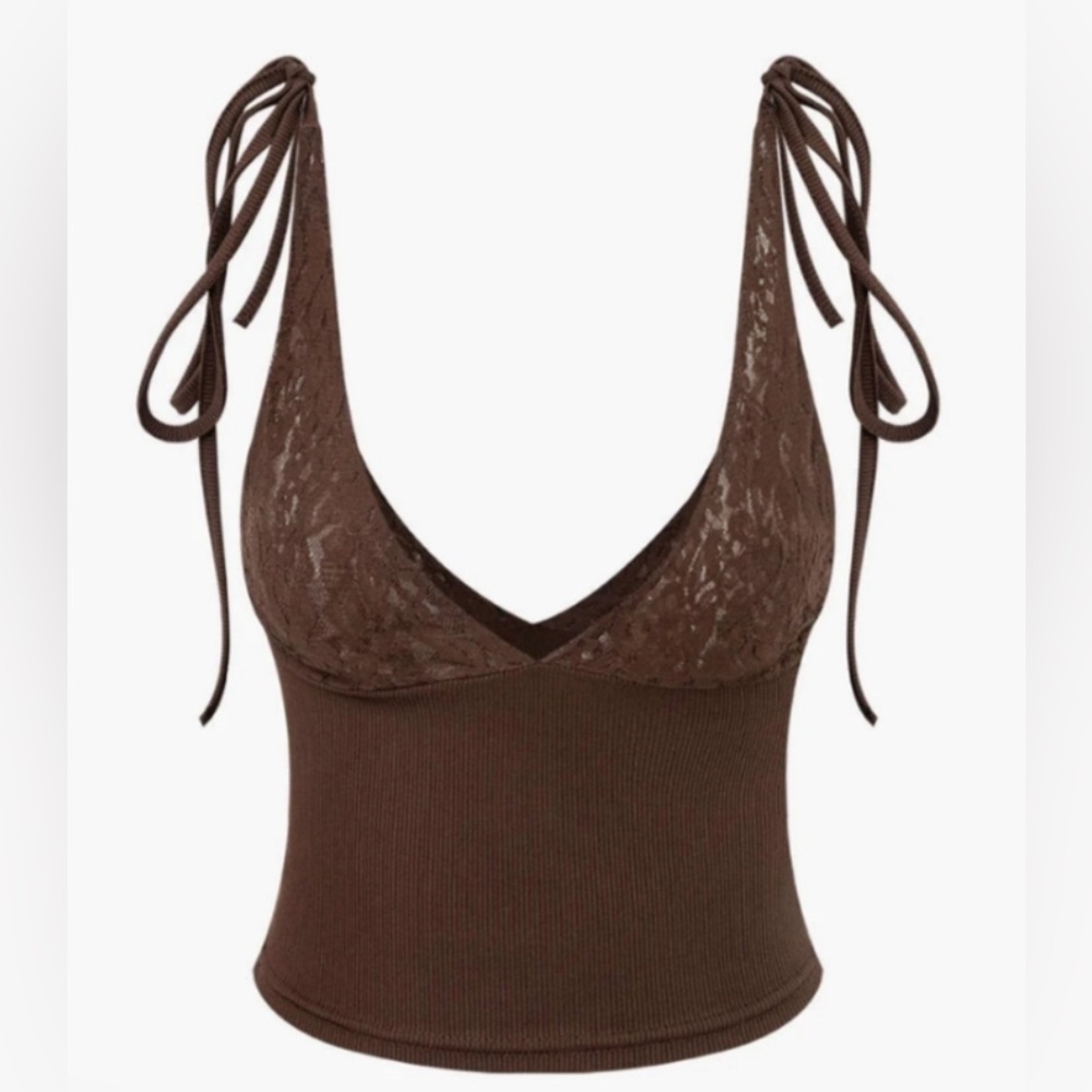 Micas Patchwork Lace Tie V-neck Cami